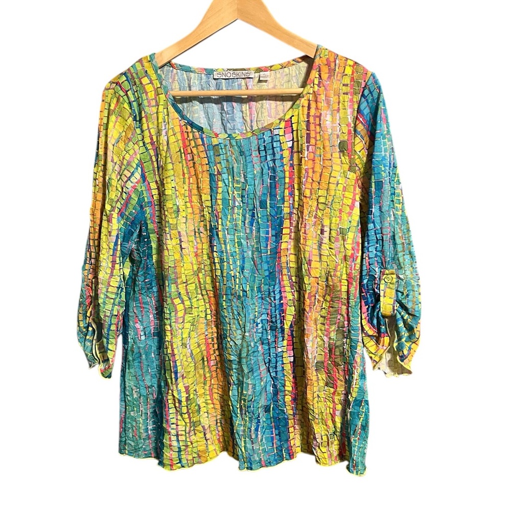 Snoskins XL Colorful Textured 3/4‎ Sleeve Top